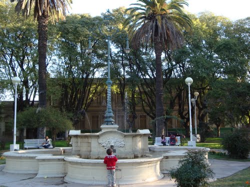 Fuente en Plaza Constitucion, San Pedro, Buenos Aires, Argentina