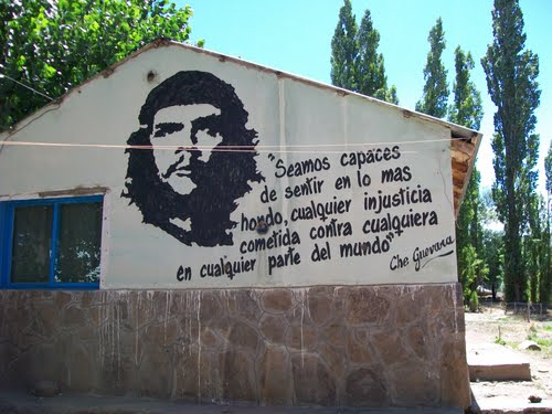 Neuquén, Las Ovejas - Mural del CHE