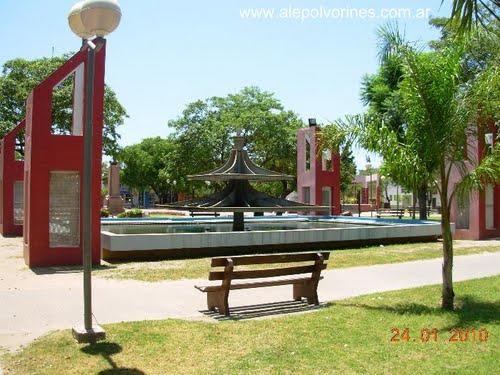 La Banda - Plaza Belgrano ( www.alepolvorines.com.ar )