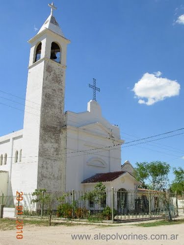 Quilino - Iglesia ( www.alepolvorines.com.ar )