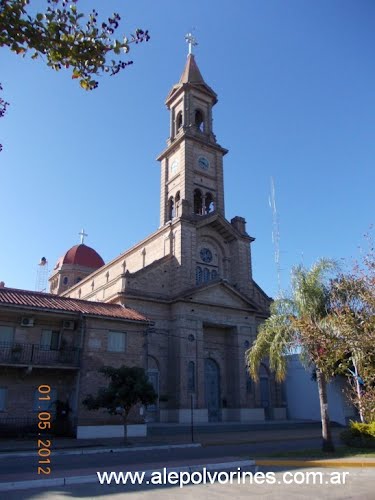 Reconquista - Iglesia (www.alepolvorines.com.ar)