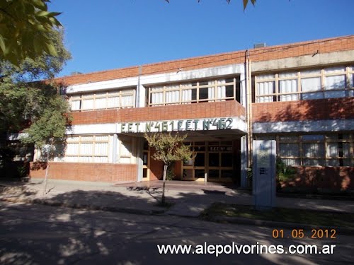 Reconquista - Escuela Educacion Tecnica (www.alepolvorines.com.ar)