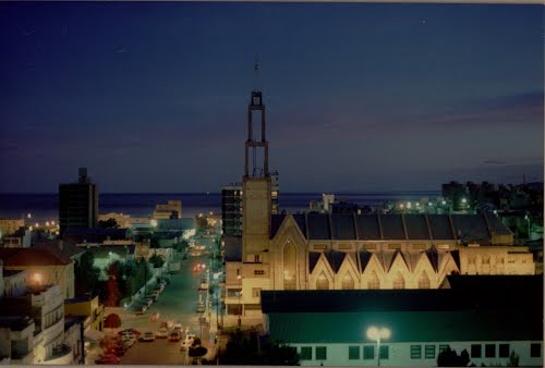 Vista nocturna de Comodoro Rivadavia - Año 1990