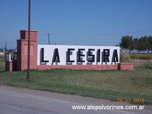 La Cesira - Acceso (www.alepolvorines.com.ar)