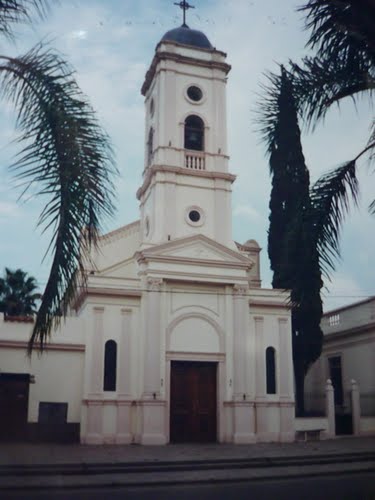 12J - Iglesia de la localidad de El Carmen (Jujuy)