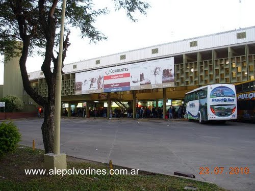 Corrientes - Terminal de Omnibus ( www.alepolvorines.com.ar )