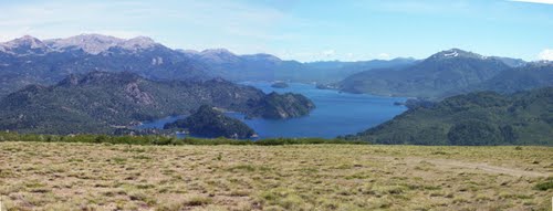 Vista desde el Mirador Las Antenas - Va Pehuenia - Neuquen - Argentina