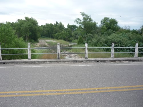 268 S - Rio Saladillo - puente sobre RP 10